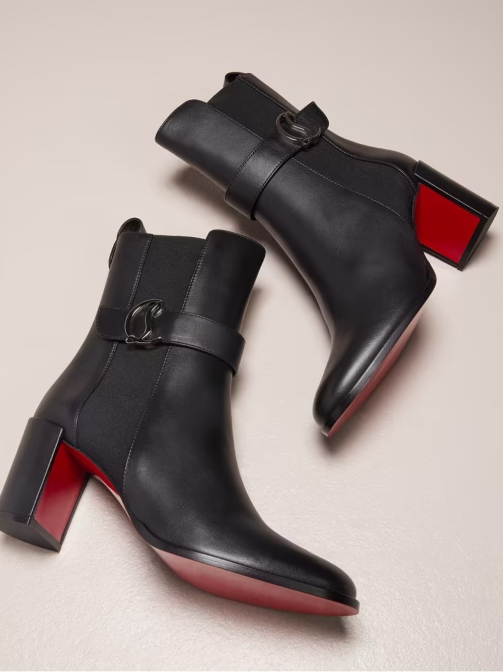 Christian Louboutin CL Chelsea Ankle Boots Black Leather Red Bottom 39 1/2
